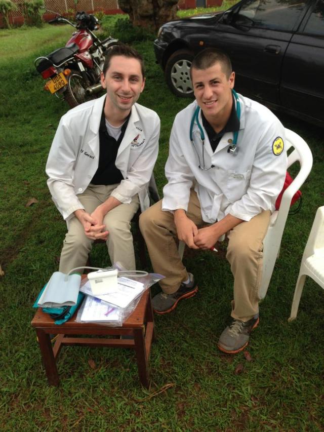 537258_10151705085921309_1940324886_n