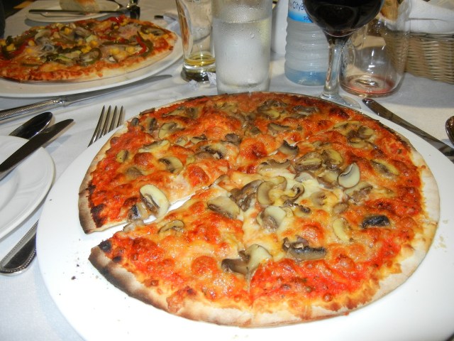 A Mushroom and Cheese Pizza- Yummy (called a Fungi Pizza here)